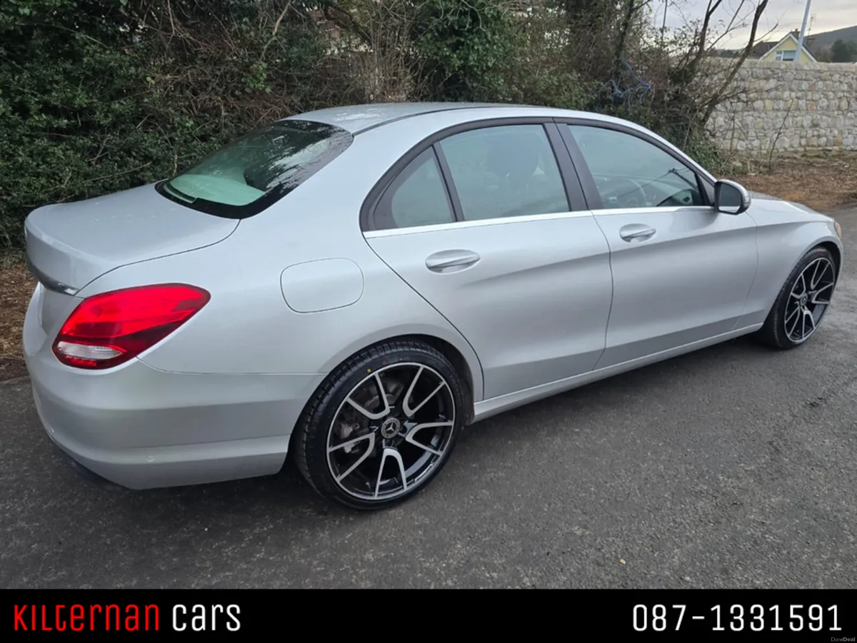 Mercedes-Benz C-Class EXECUTIVE EDITION AMG ALLOYS - Image 4