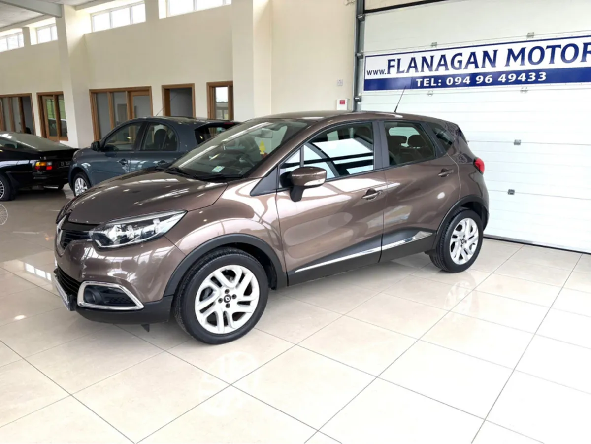 Renault Captur LIFE 1.5 DCI 90  5 DOOR - Image 2