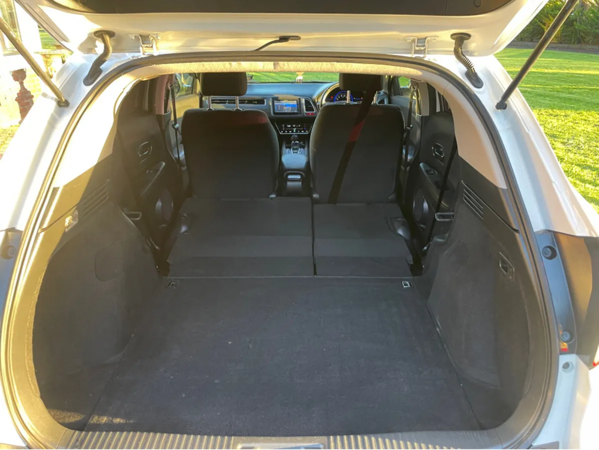 Honda Vezel 1.5 DAA-RU3 5DR AUTOMATIC - Image 6