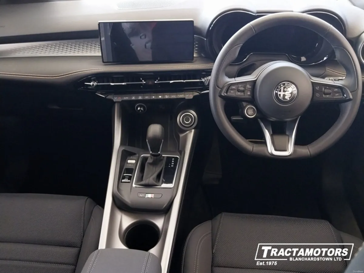 Alfa Romeo Tonale 1.3 280 BHP PHEV TI TONALE - Image 2