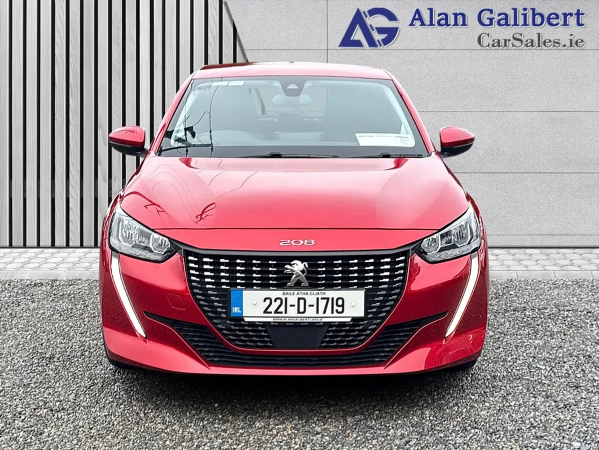 Peugeot 208 ALLURE PACK 1.2 Petrol €76 PW - Image 4