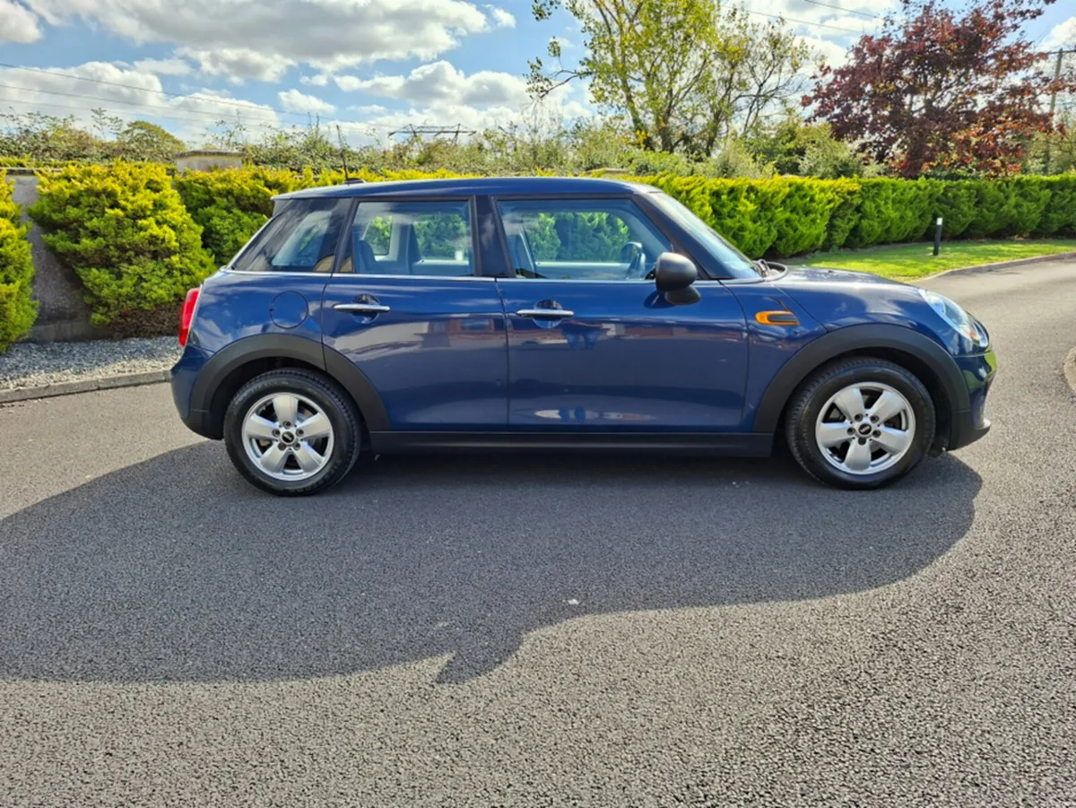 Mini Cooper D XT12 5DR ONE - Image 3