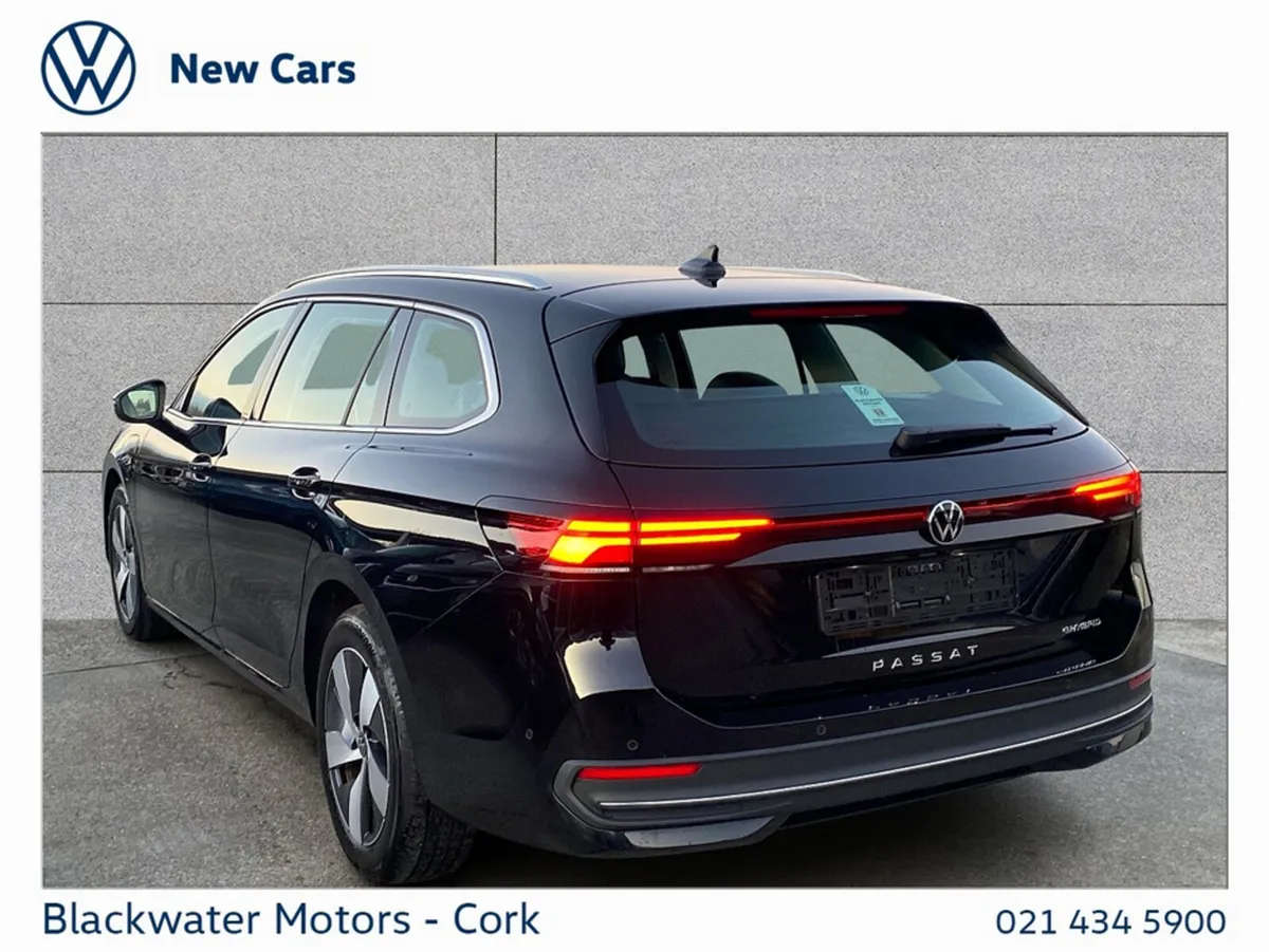 Volkswagen Passat 1.5TSI 204BHP LIFE HYBRID AUTOMA - Image 4