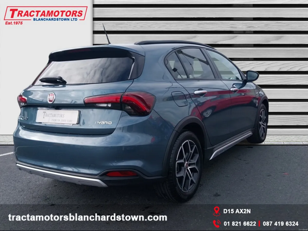 Fiat Tipo CROSS 1.5 MHEV 5DR A - Image 3