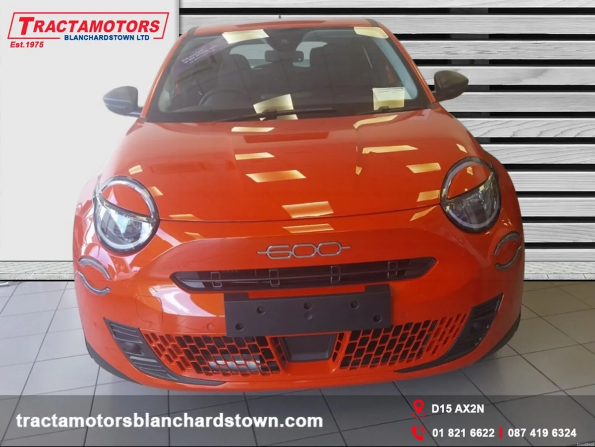 Fiat 600 DOLCE VITA HYBRID 100HP 1.2 PETROL - Image 6