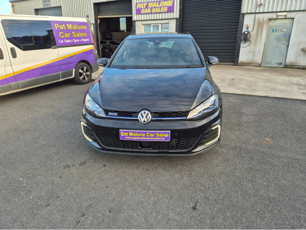 Volkswagen Golf GTE ADVANCE S-A - Image 3
