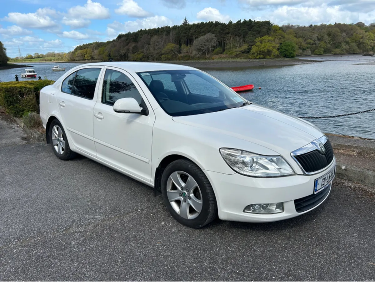 Skoda Octavia EXCLUSIVE 1.6 TDI 105HP 4DR - Image 3