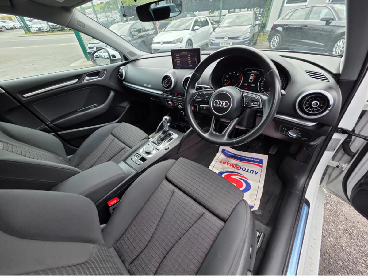Audi A3 SALOON 1.4 TFSI SPORTS EDITION ELECTRIC SE - Image 5