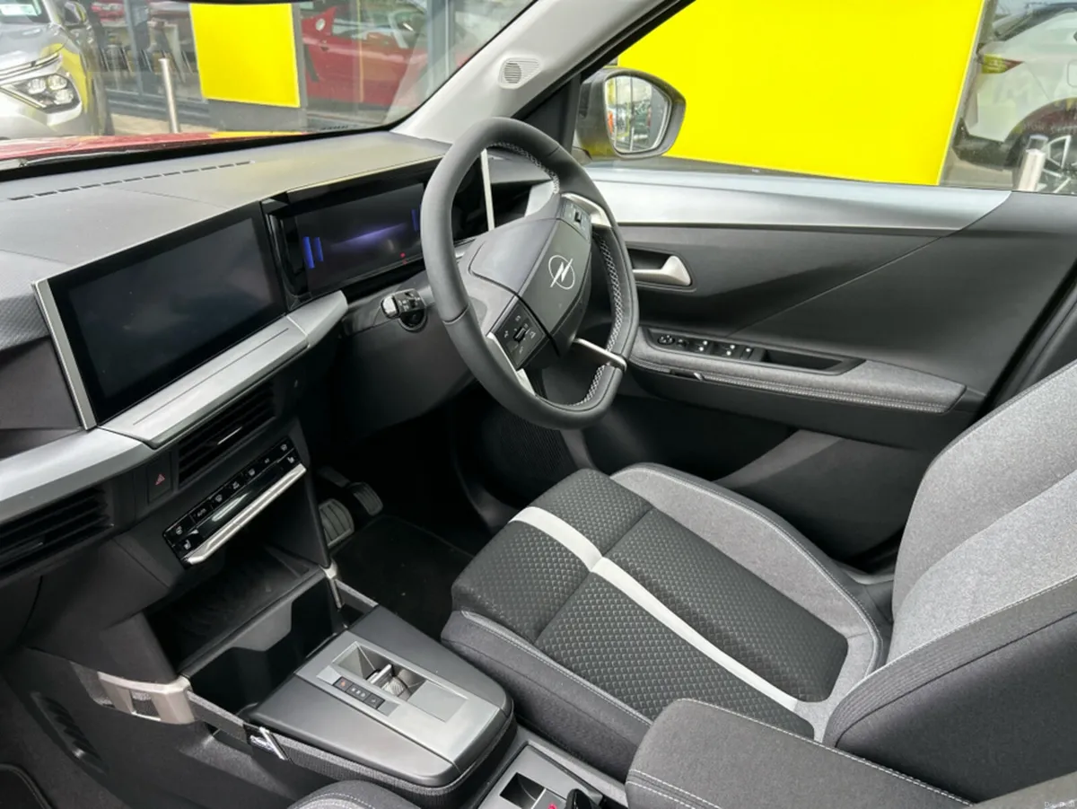 Opel Frontera MHEV GS 1.2 136BHP AUTO - Image 3