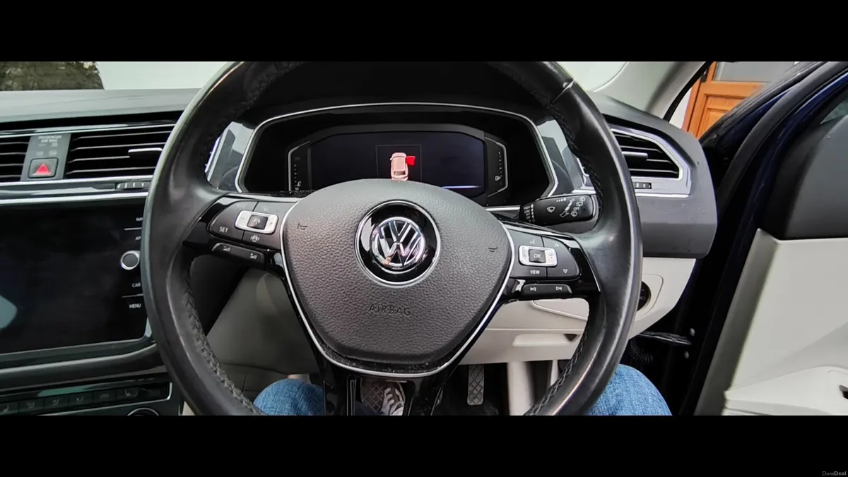 Volkswagen Tiguan 202 - Image 4