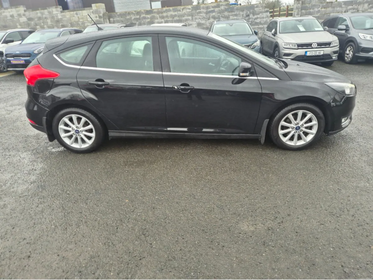 Ford Focus TITANIUM 1.5 TD 95PS 6SPEED 4DR - Image 6