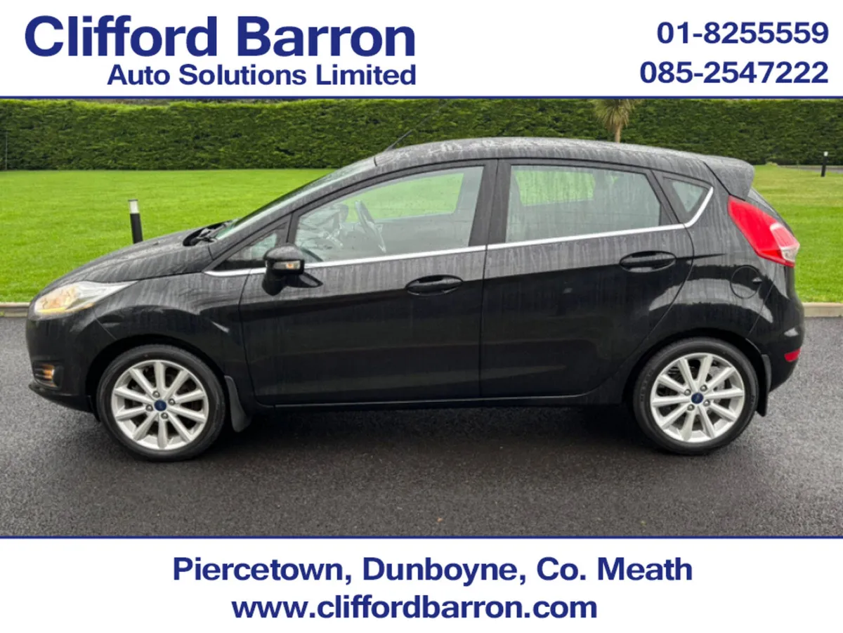 Ford Fiesta TITANIUM 1.25 60PS M5 5 - Image 6