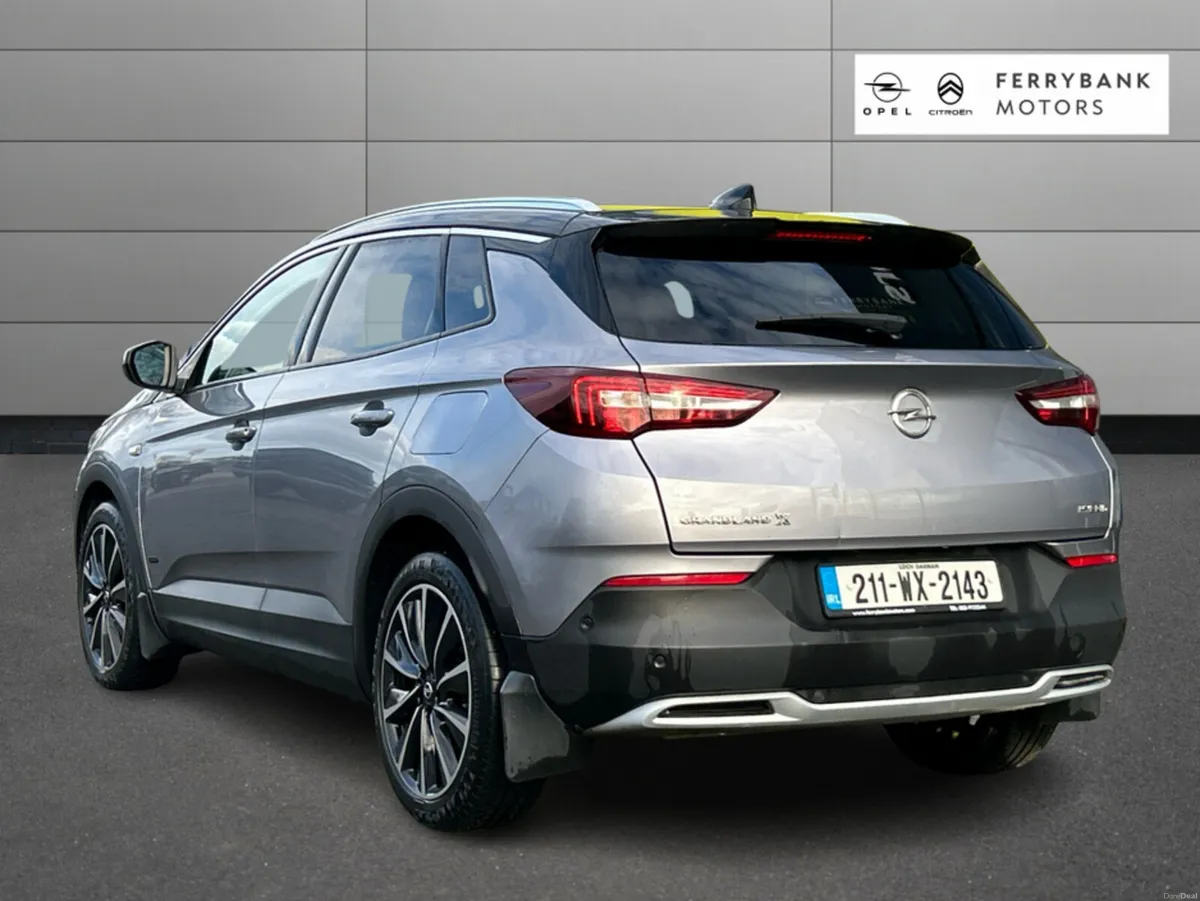 Opel Grandland X 1.6 SRI 225HP-8SP FWD PHEV 4DR - Image 4