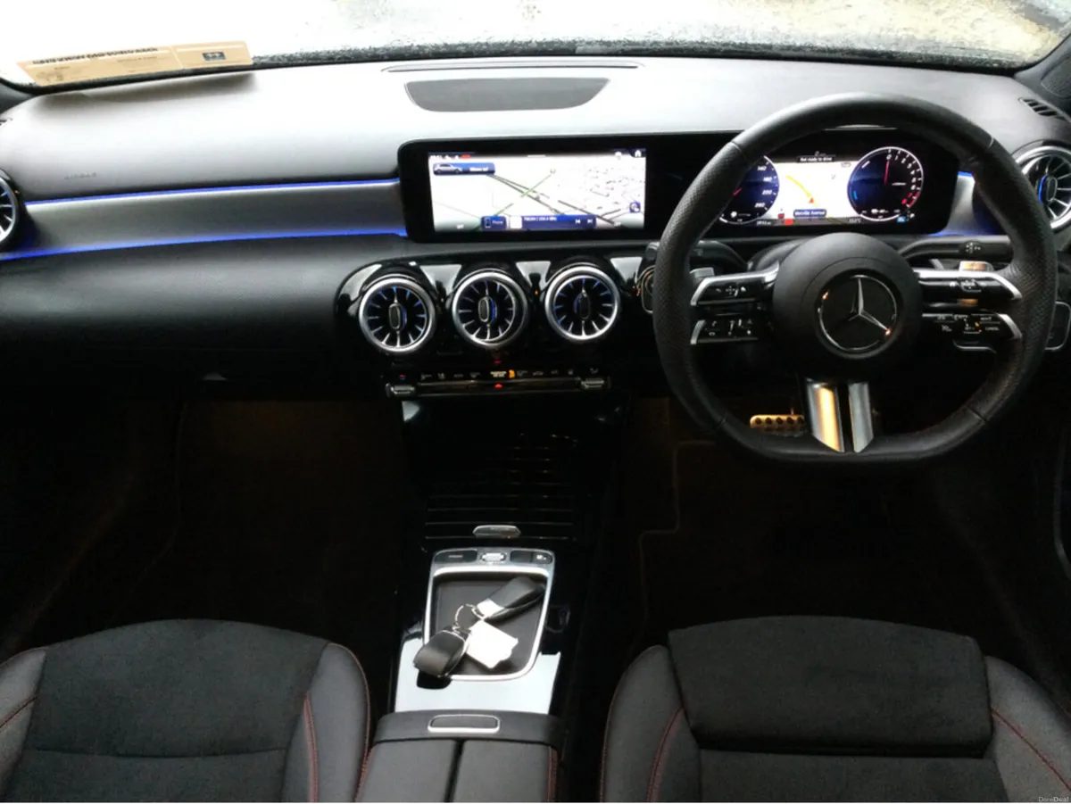Mercedes-Benz A-Class 250e AMG LINE EXECUTIVE PLUG - Image 5