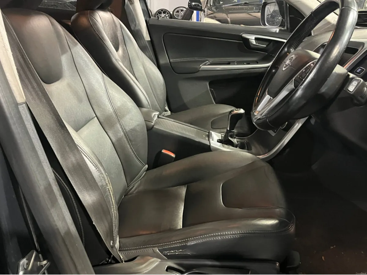 Volvo XC60 D4 FWD SE 5DR - Image 6