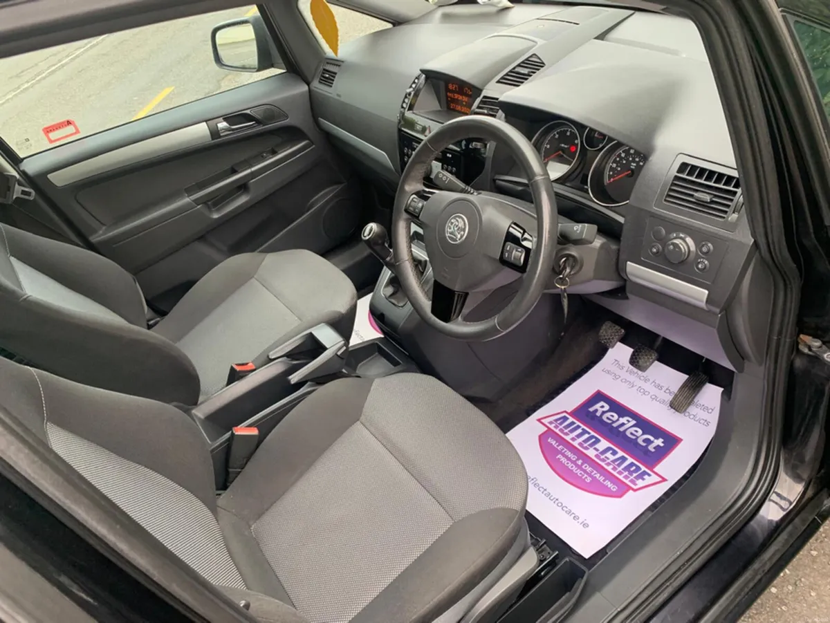 Vauxhall Zafira 1.7 CDTI EXCLUSIVE ECO 5DR E/F 110 - Image 5