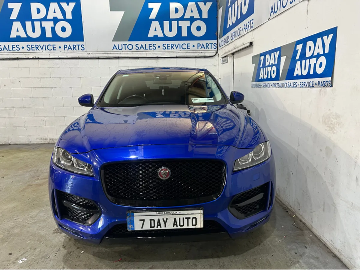 Jaguar F-Pace 2.0 D R-SPORT PAN ROOF AUTO AWD - Image 2