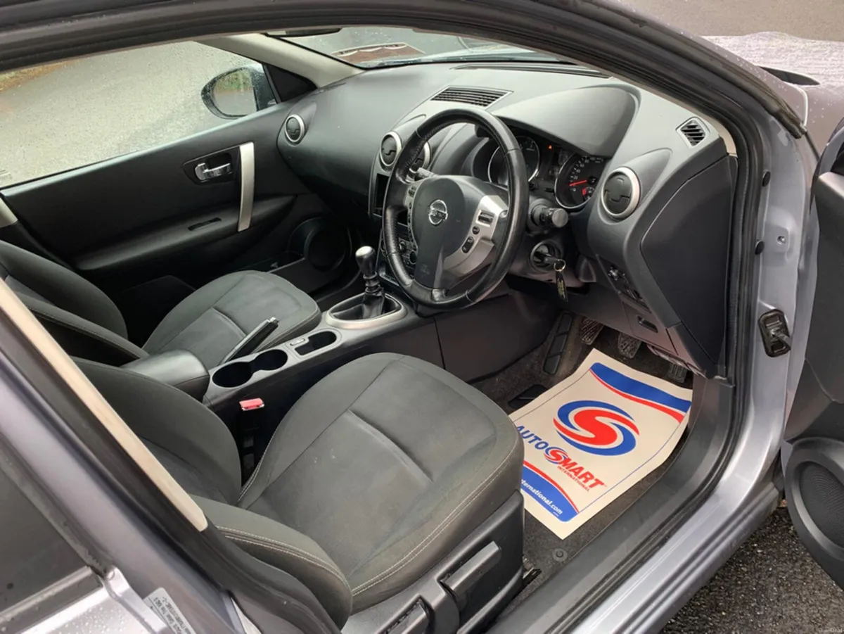 Nissan Qashqai 1.5 SV 5DR - Image 5