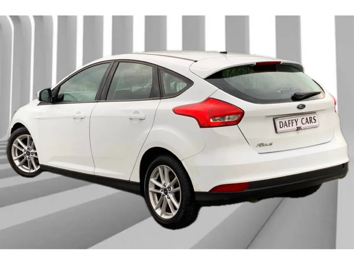 Ford Focus STYLE 1.5 TD 120PS POWER POWERSHIFT - Image 3