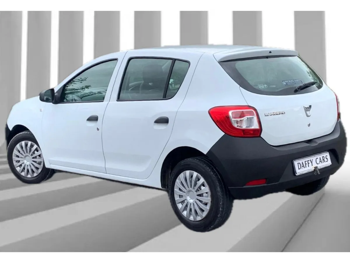 Dacia Sandero 1.2 16V ACCESS 75BHP 5 5DR - Image 3