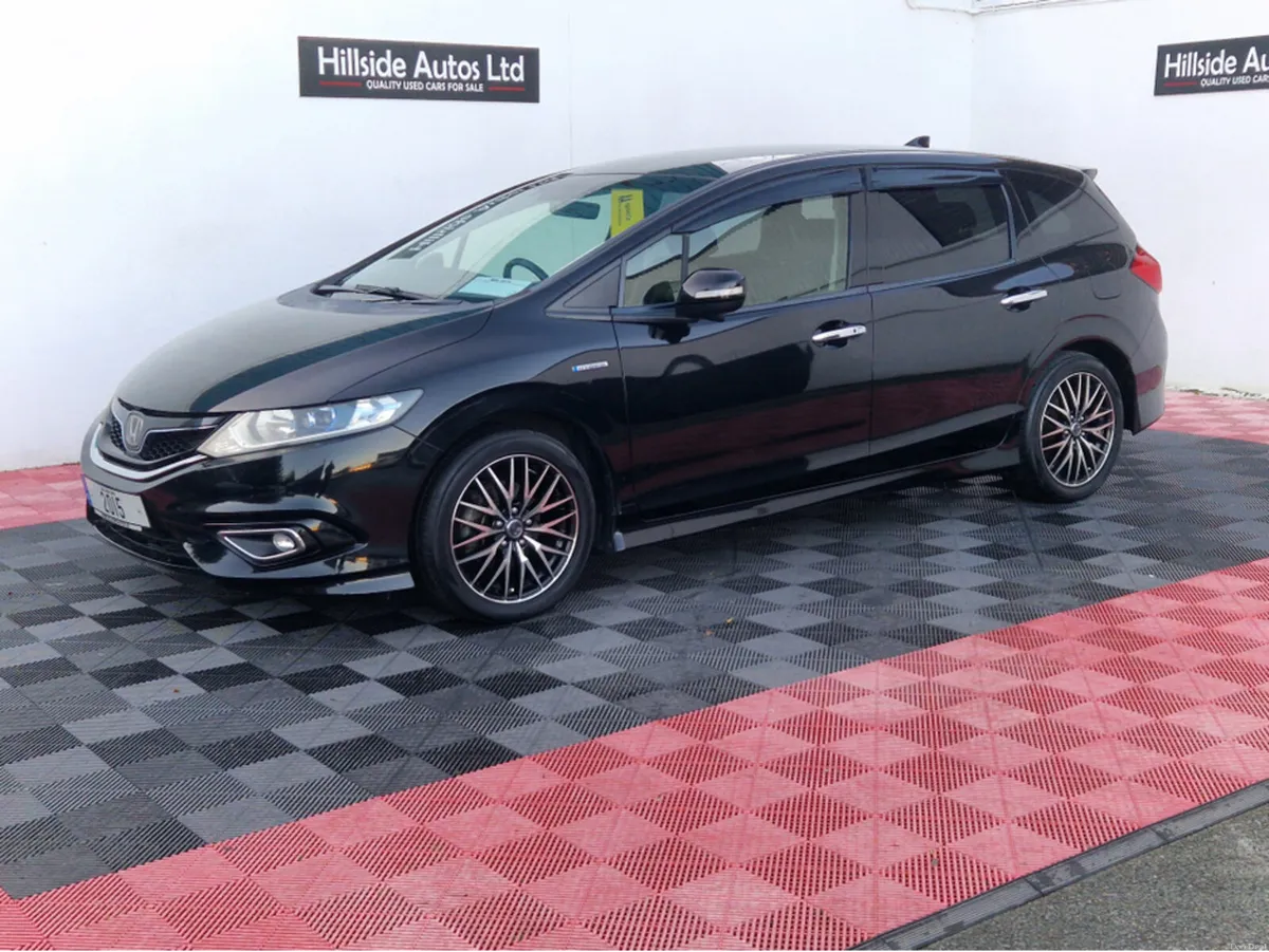 Honda Jade X 1.5 PETROL HYBRID AUTOMATIC - Image 4