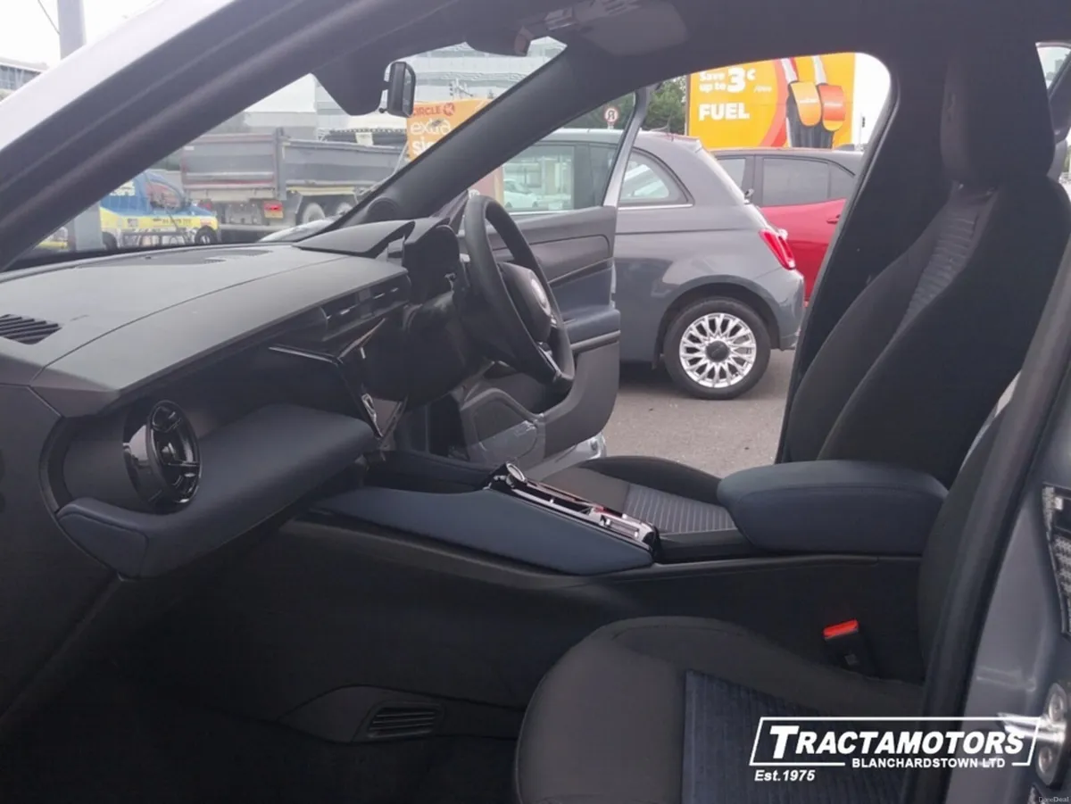 Alfa Romeo Junior 1.2 HYBRID IBRIDA - Image 4