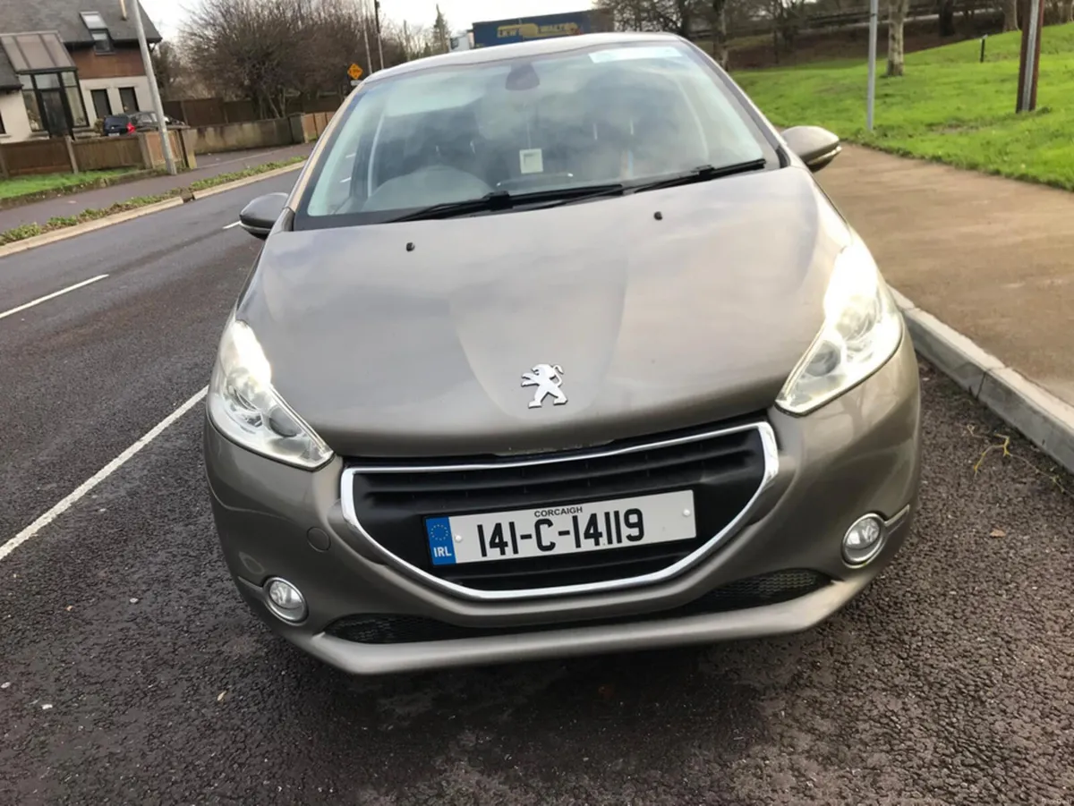 Peugeot 208 TRASE SALE ONLY 1.2 VTI 82 ALLURE 5DR - Image 3