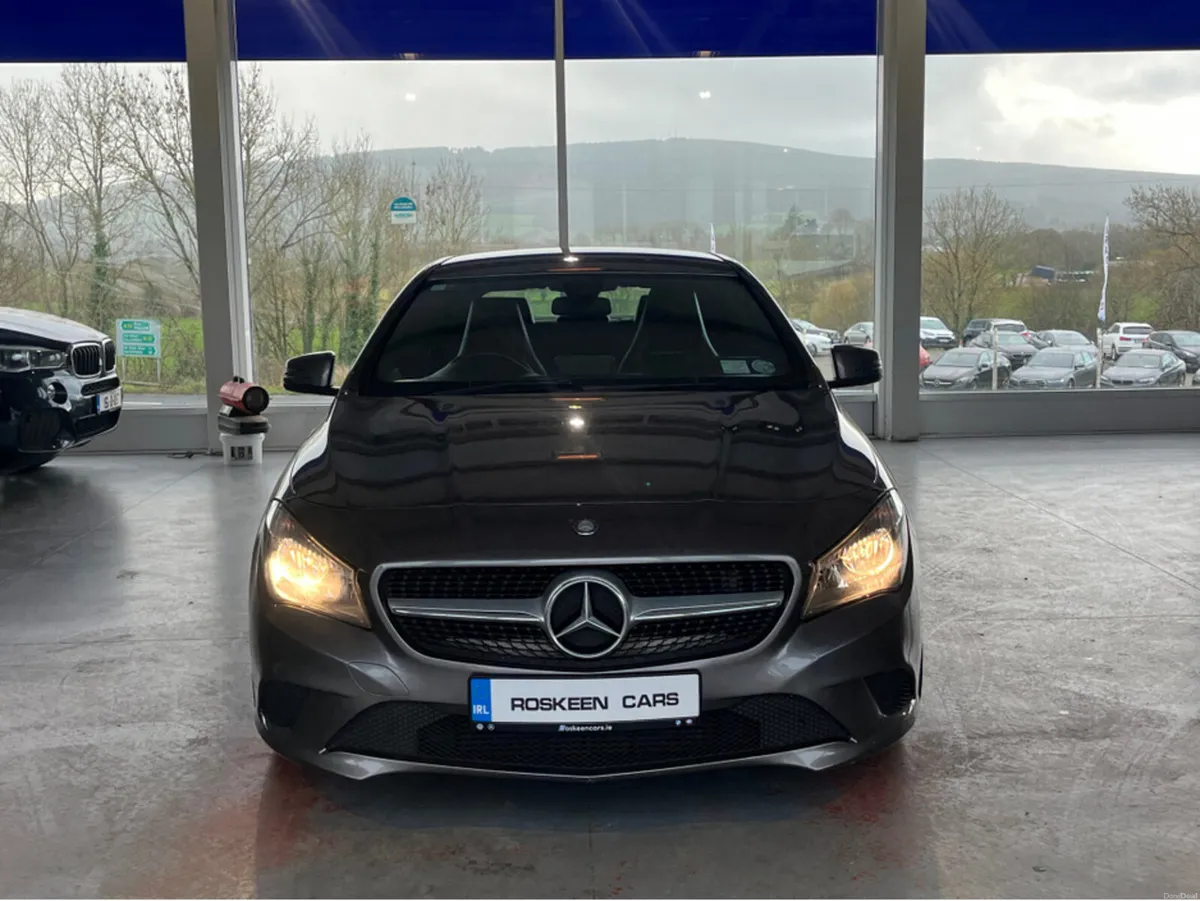 Mercedes-Benz CLA 200 D URBAN 4DR - Image 2