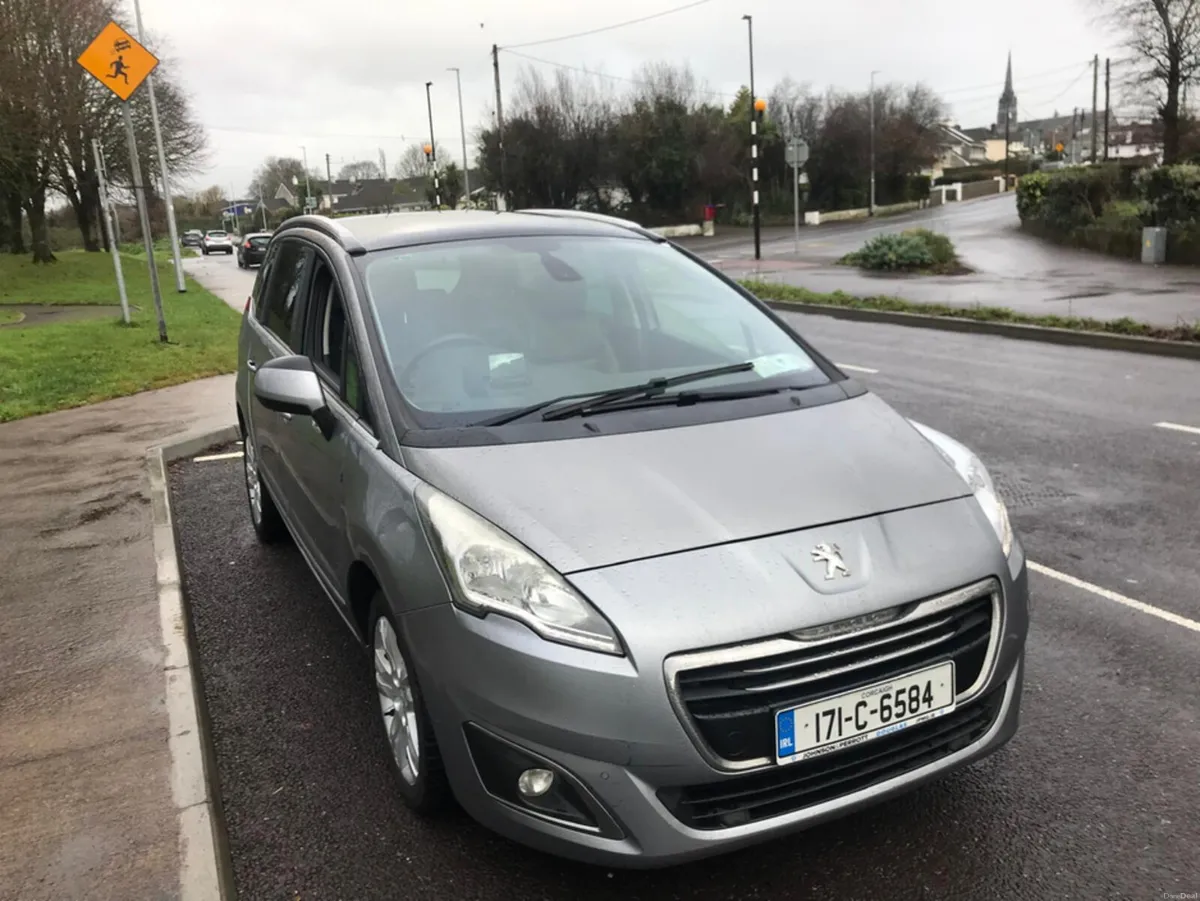 Peugeot 5008 FAMILY 1.6 BLUE HDI 120 L LEATHER - Image 6