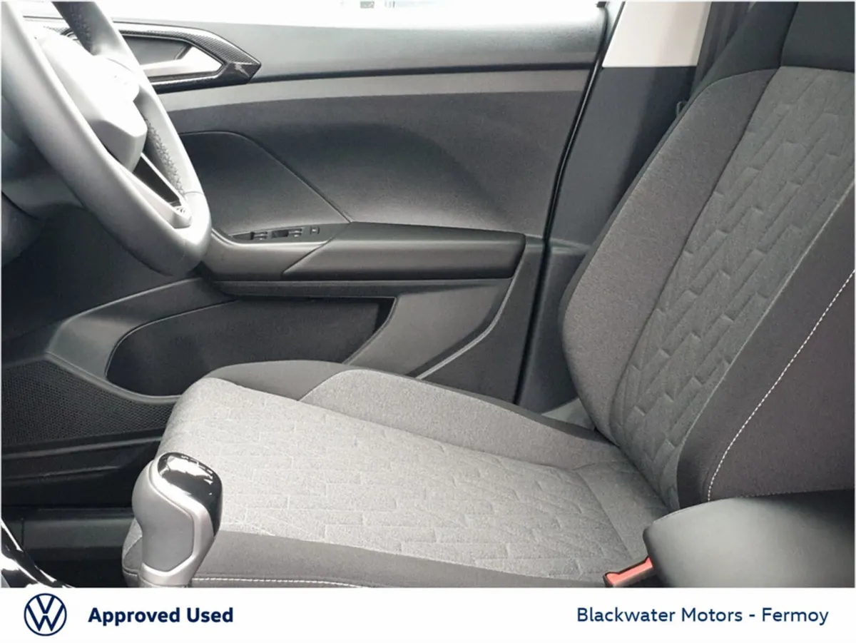 Volkswagen T-Cross T-CROSS EDITION75 1.0 M5F 95HP - Image 4