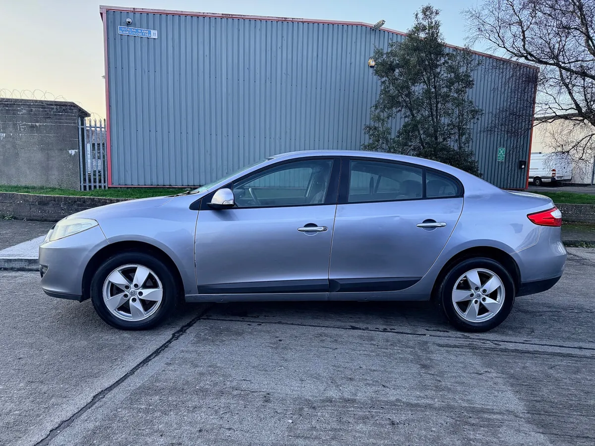Renault Fluence 2011 AUTOMATIC Taxed&NCT - Image 2