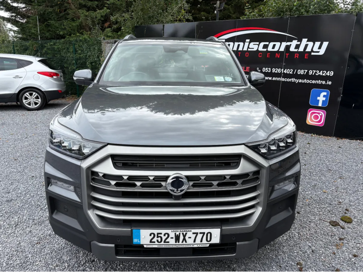 KGM Musso 2.2 DSL AT P/T 4WD 4DR AUTO CREW CAB FUL - Image 2