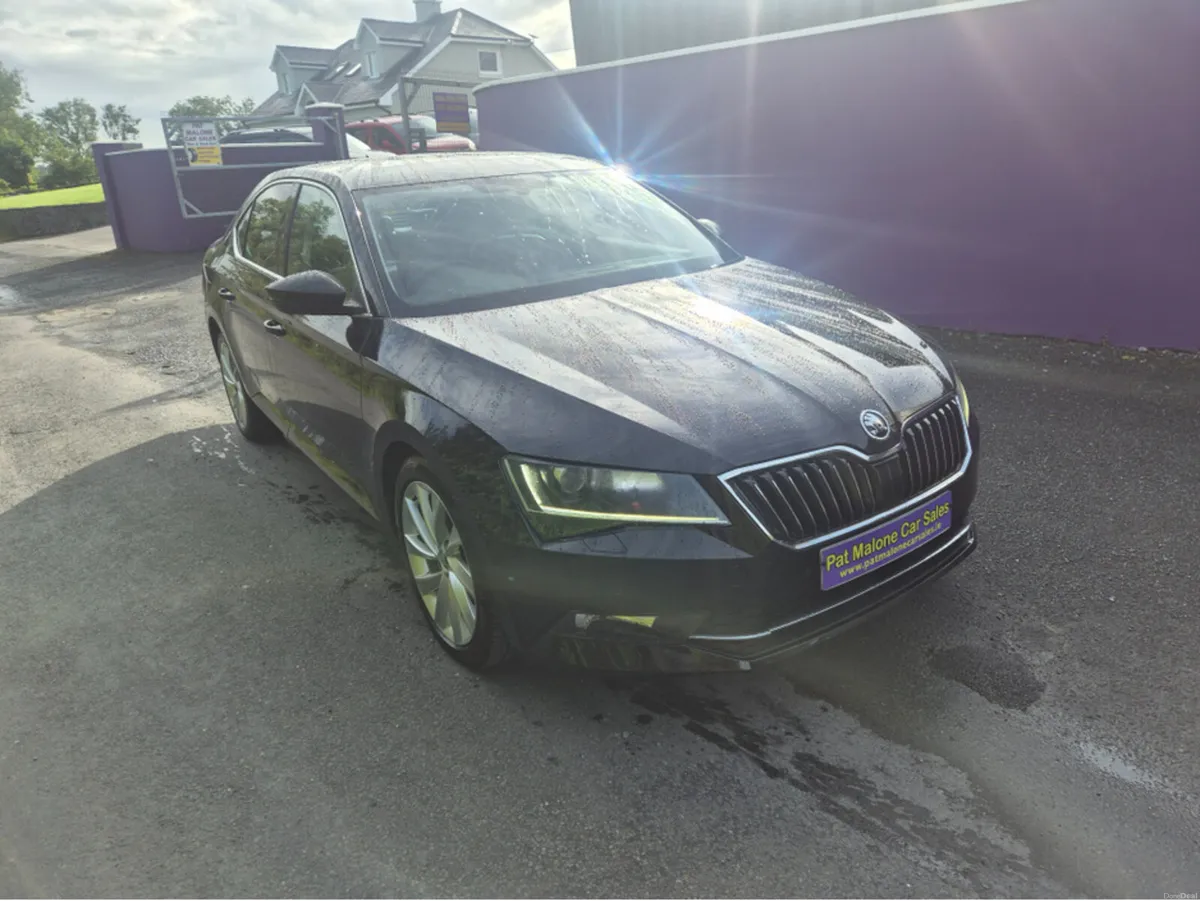 Skoda Superb SE L EXECUTIVE TDI - Image 2