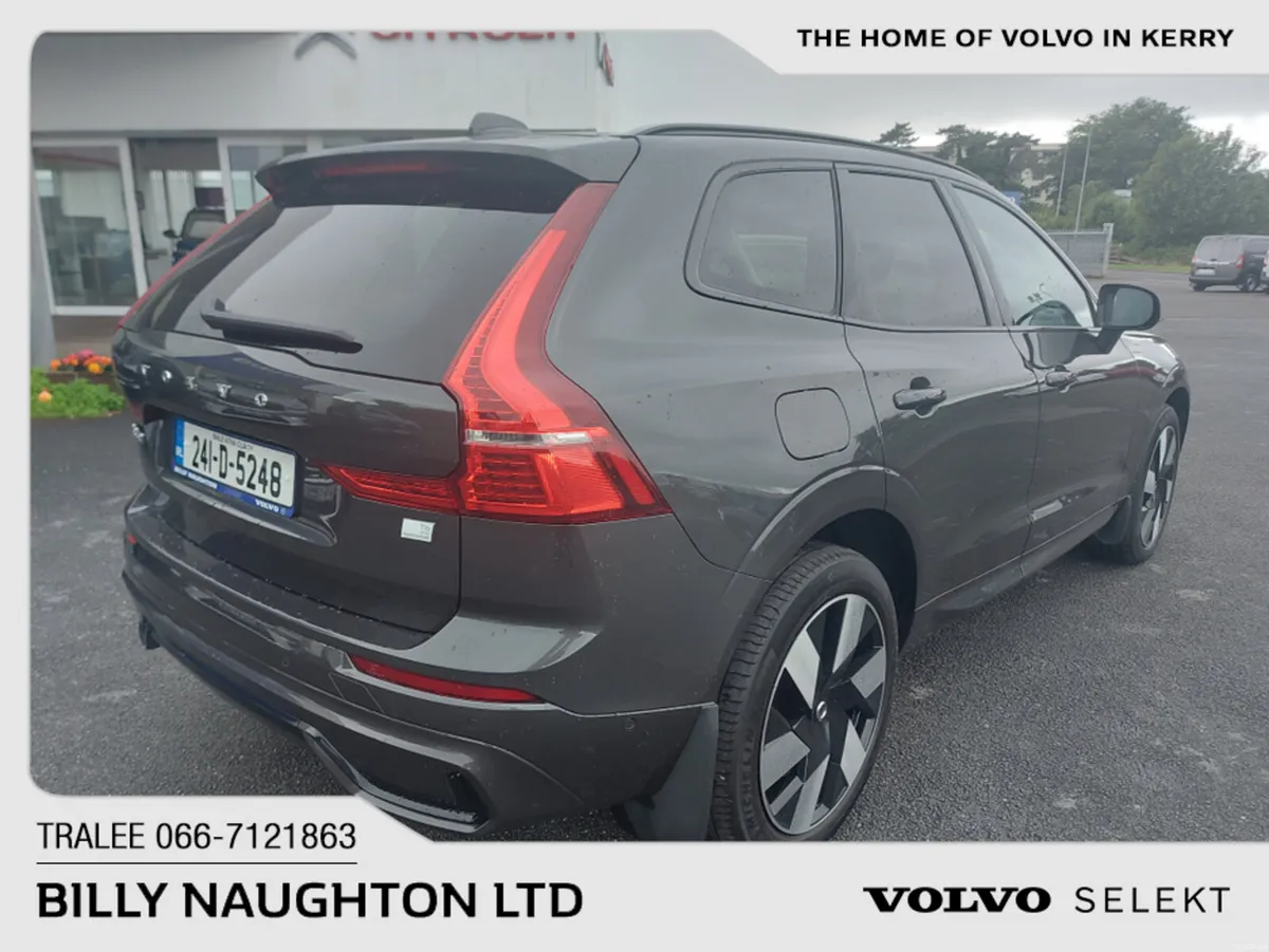 Volvo XC60 T6 PHEV PLUS DARK AWD 5DR - Image 4