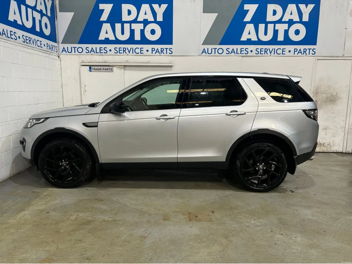 Land Rover Discovery Sport 2.0 TD4 S  5DR - Image 4