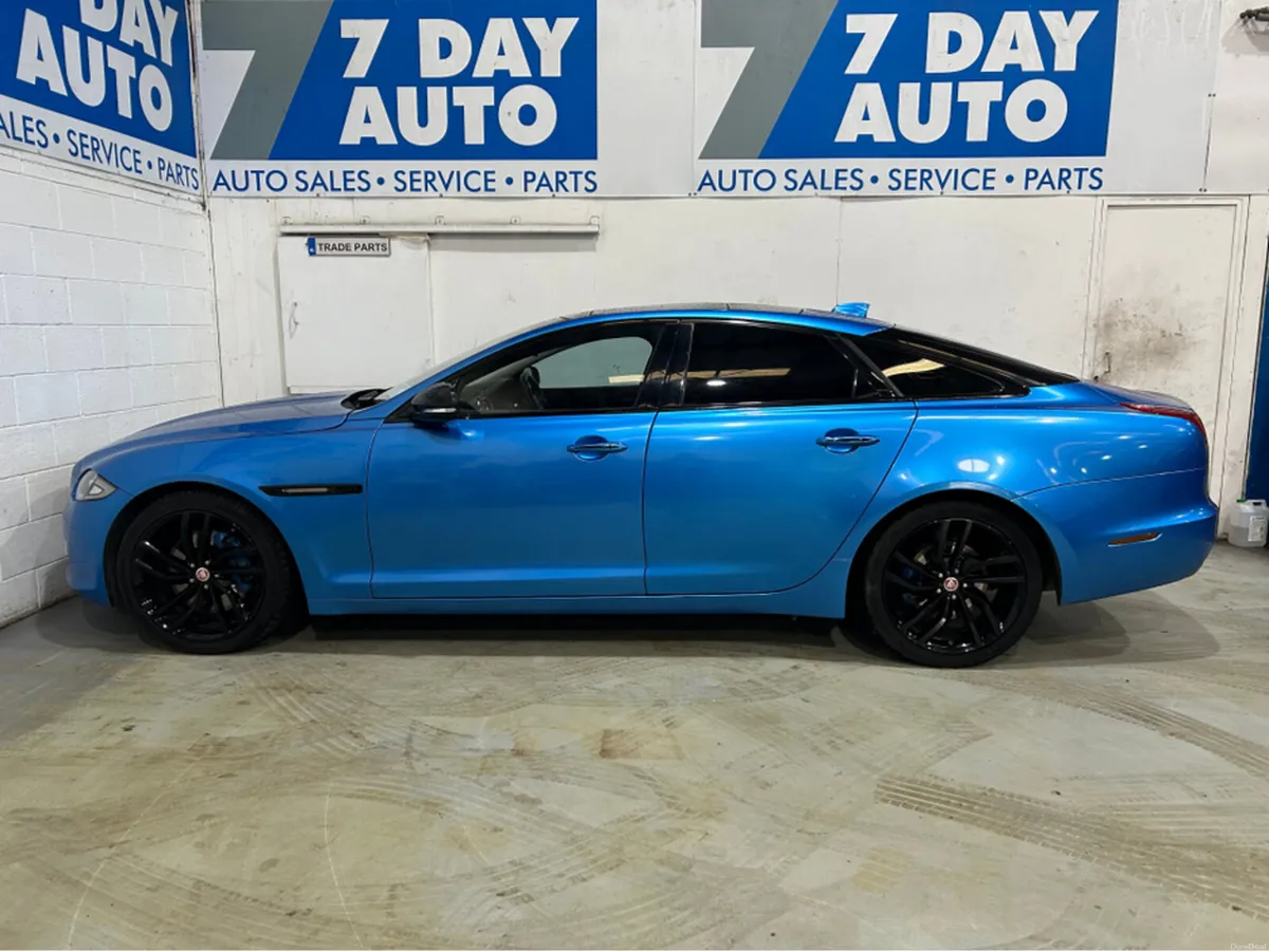 Jaguar XJ 3.0 D LUXURY 4DR AUTO - Image 4