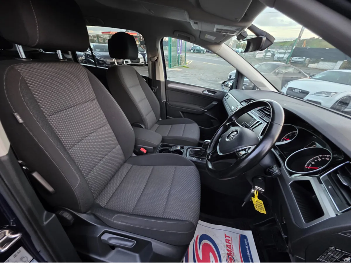 Volkswagen Touran ( 162 REG 1.4 TSI AUTOMATIC  7 S - Image 4
