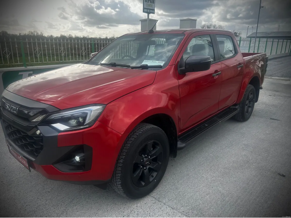 Isuzu D-Max LSE AUTO CREWCAB 5 SEATER  €333 ROAD T - Image 2