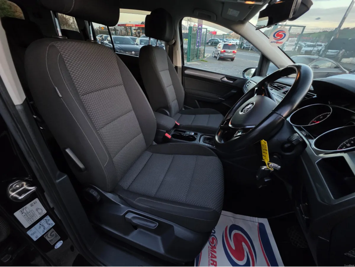 Volkswagen Touran 1.4 TSI AUTOMATIC  7 SEATER CARP - Image 4