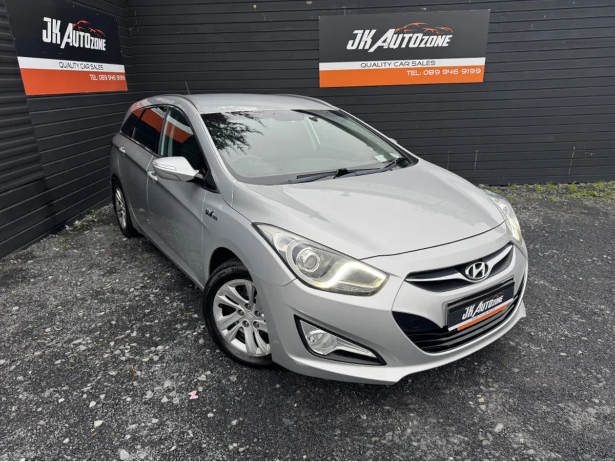 Hyundai i40 1.7 COMFORT 4DR - Image 1