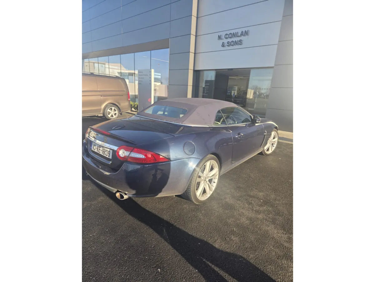 Lexus CT MC EXECUTIVE 4DR AUTO... VERY CLEAN EXAMP - Image 3