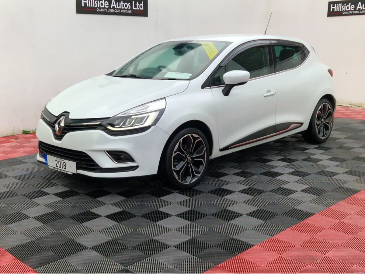 Renault Clio INTENSE LUTICIA 1.2 PETROL AUTOMAIC 5 - Image 4