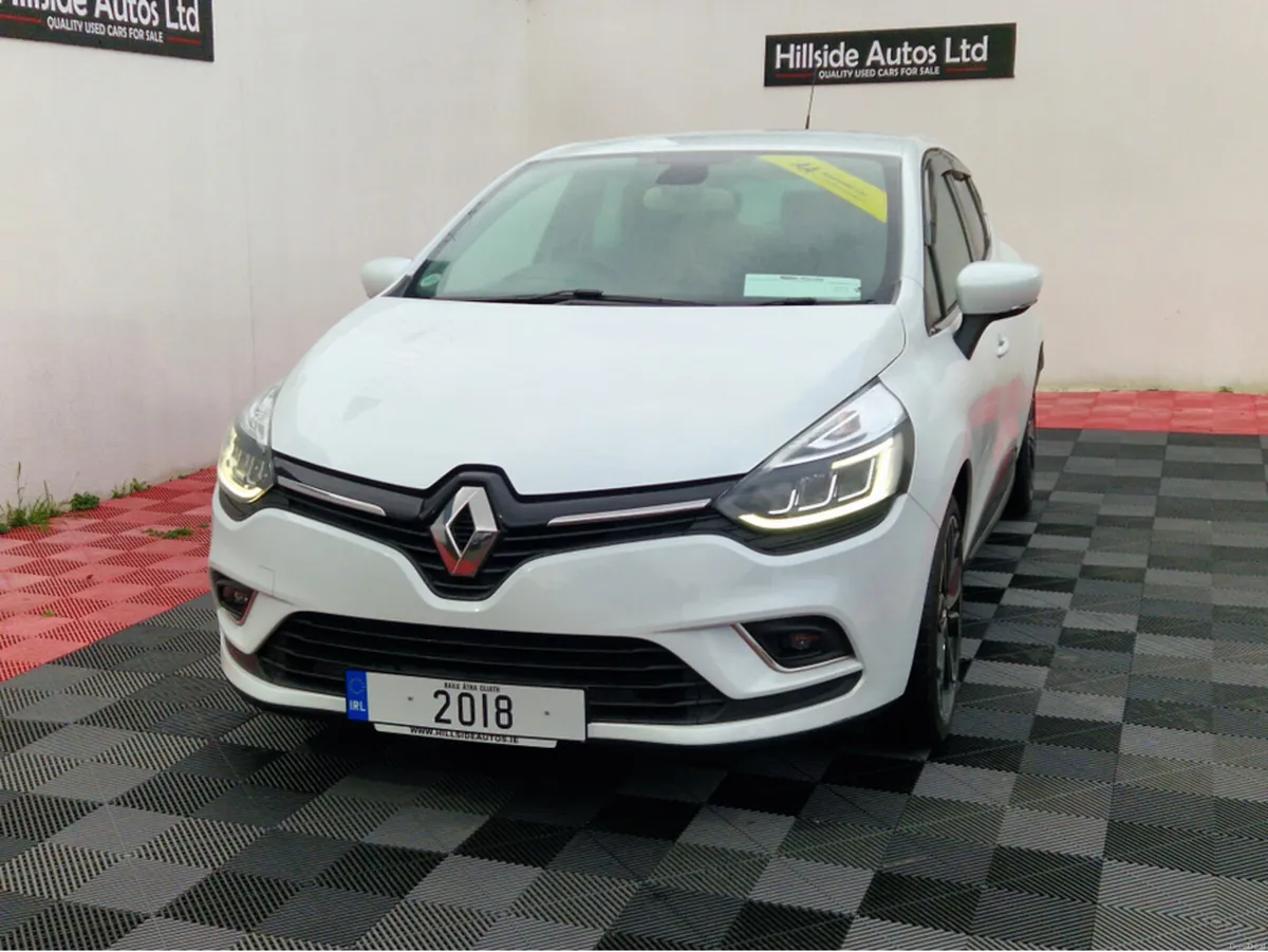 Renault Clio INTENSE LUTICIA 1.2 PETROL AUTOMAIC 5 - Image 2