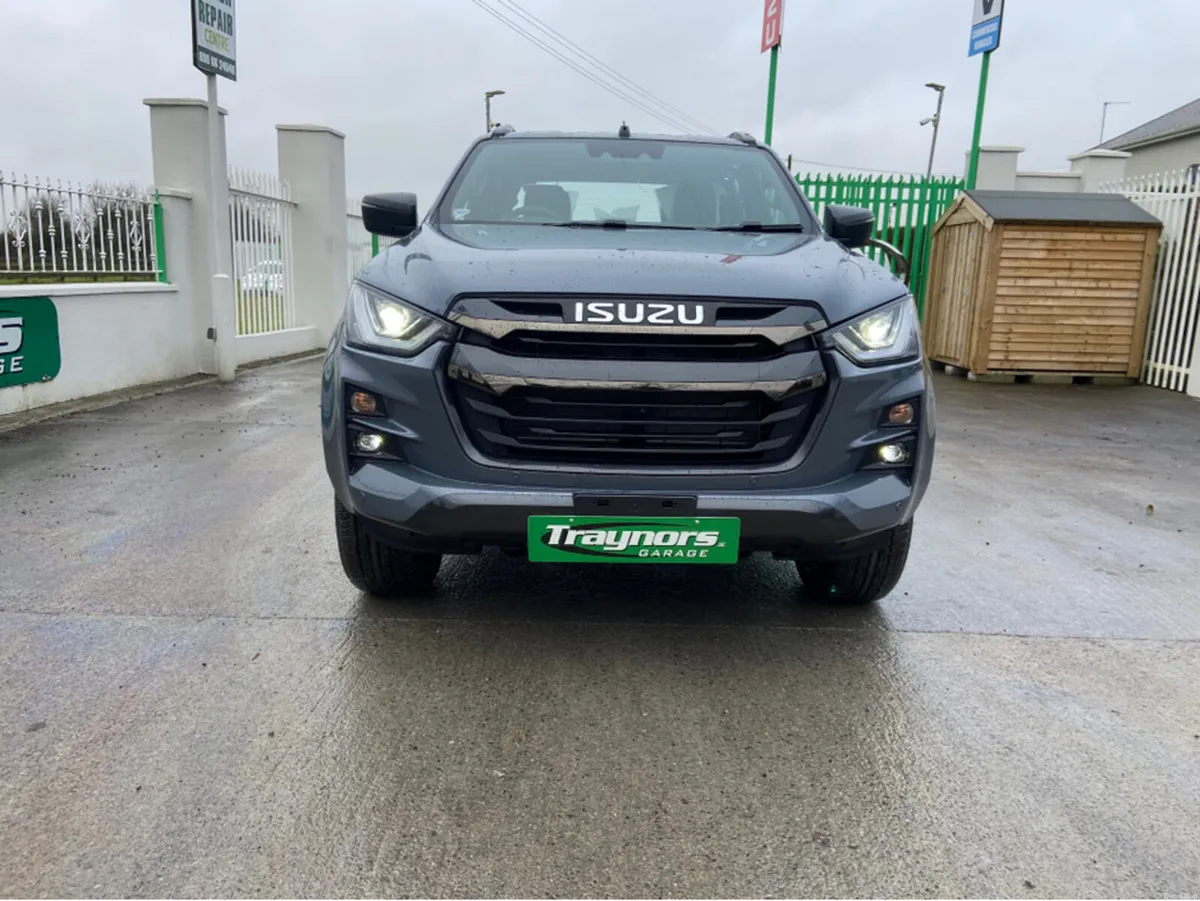 Isuzu D-Max LSE AUTO DMAX FINISHED IN NEW GREY - Image 4