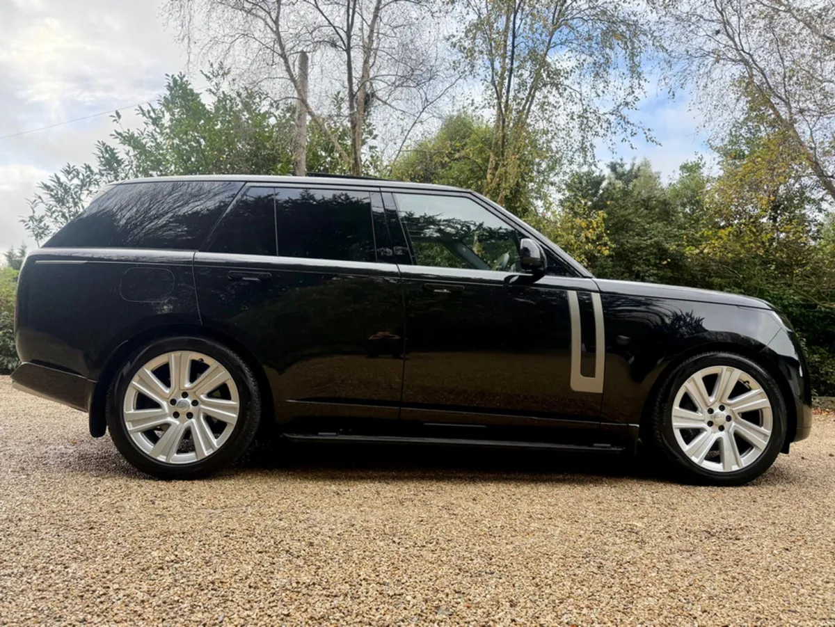Land Rover Range Rover P460 HSE *Opening Sunroof…P - Image 3