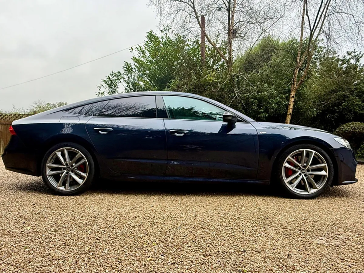 Audi A7 55 TFSI E COMPETITION - Image 4