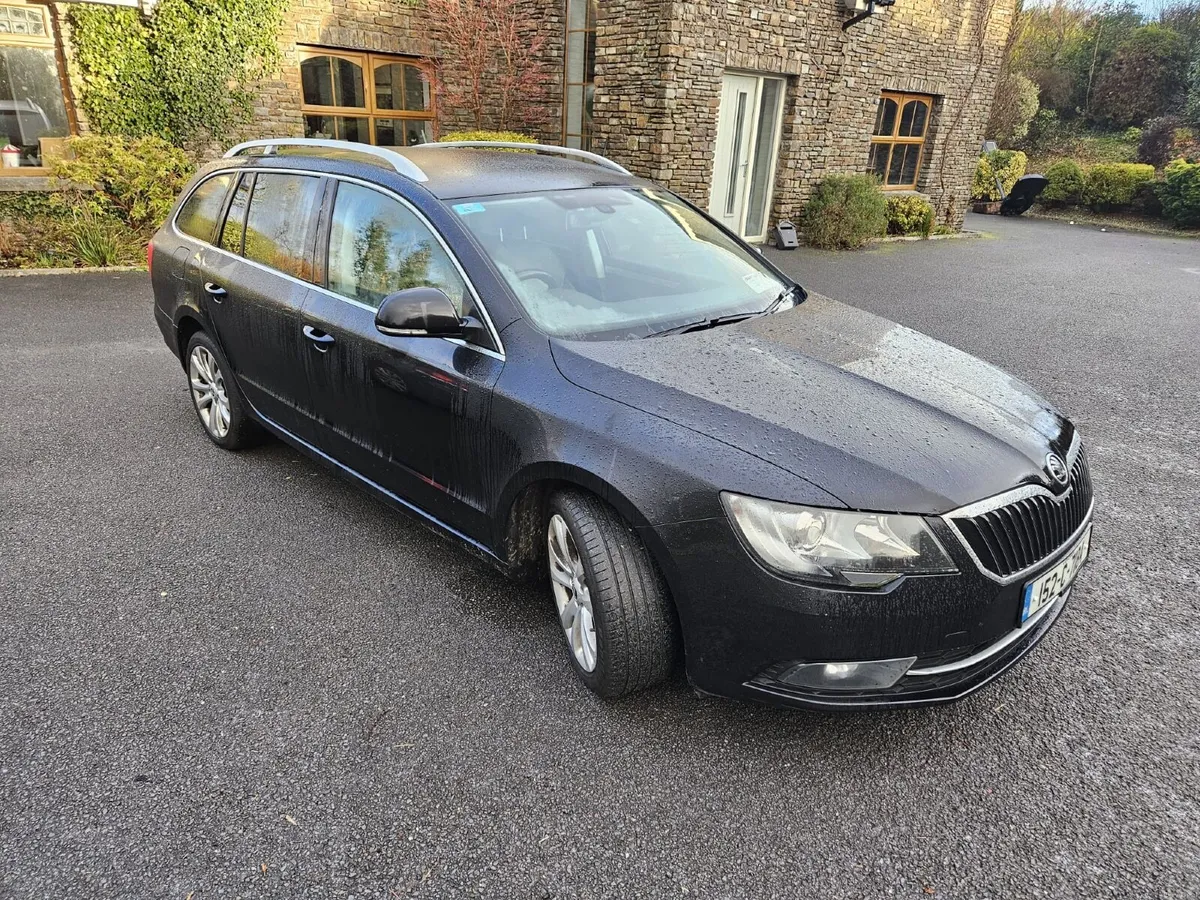 Skoda Superb Estate 2015 - Image 1