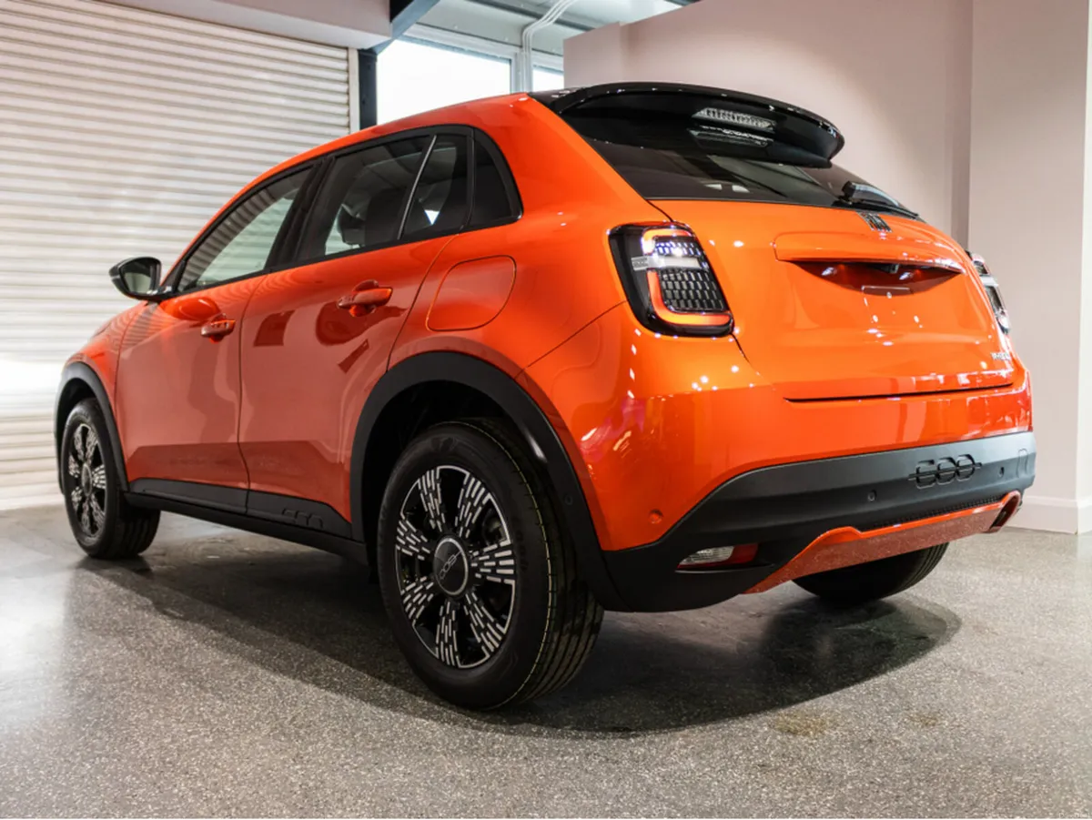 Fiat 600 HYBRID 1.2 100HP DOLCE VITA - Image 6