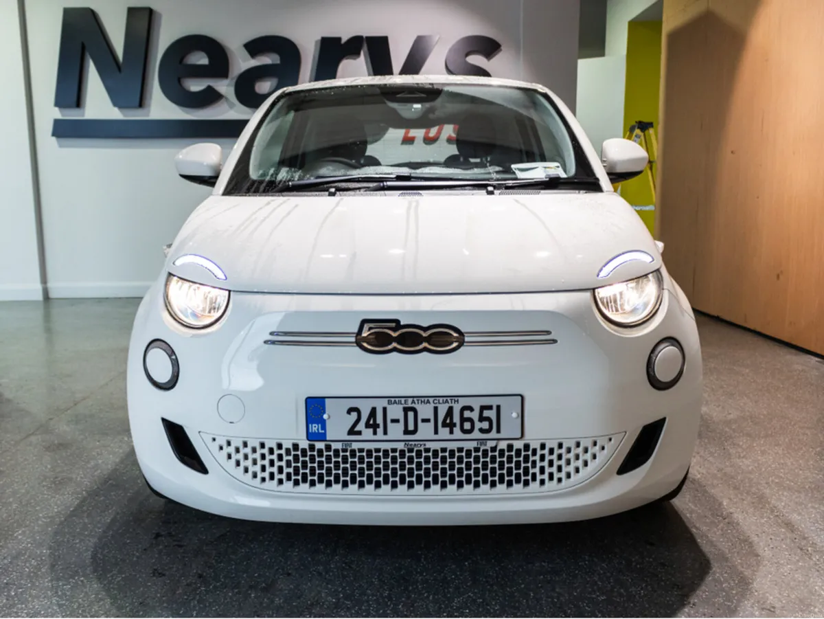 Fiat 500e ICON 24KWH 3DR AUTO - Image 2