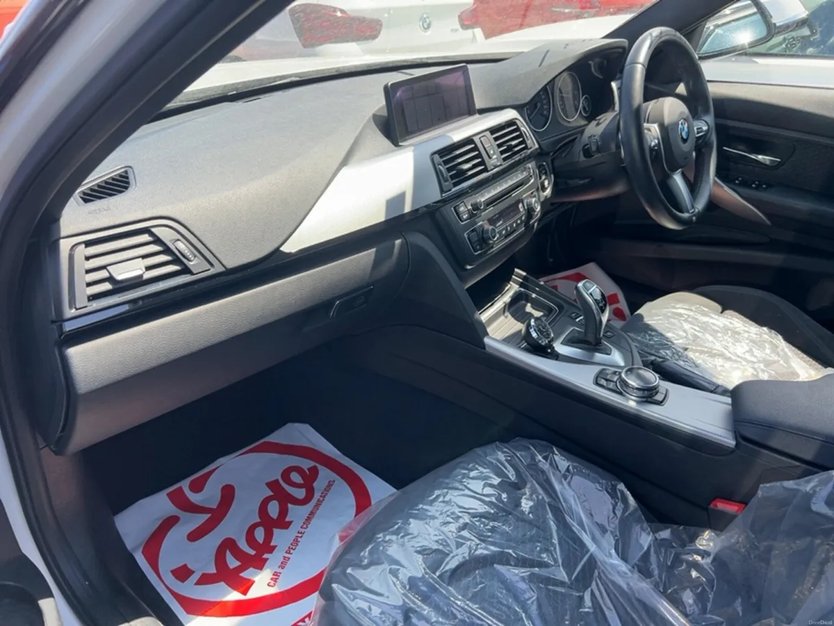 BMW 3-Series 320D M-SPORT SALOON 2.0 DIESEL AUTOMA - Image 4